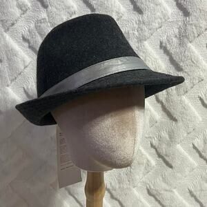 NWT Kim Parrish grey fedora